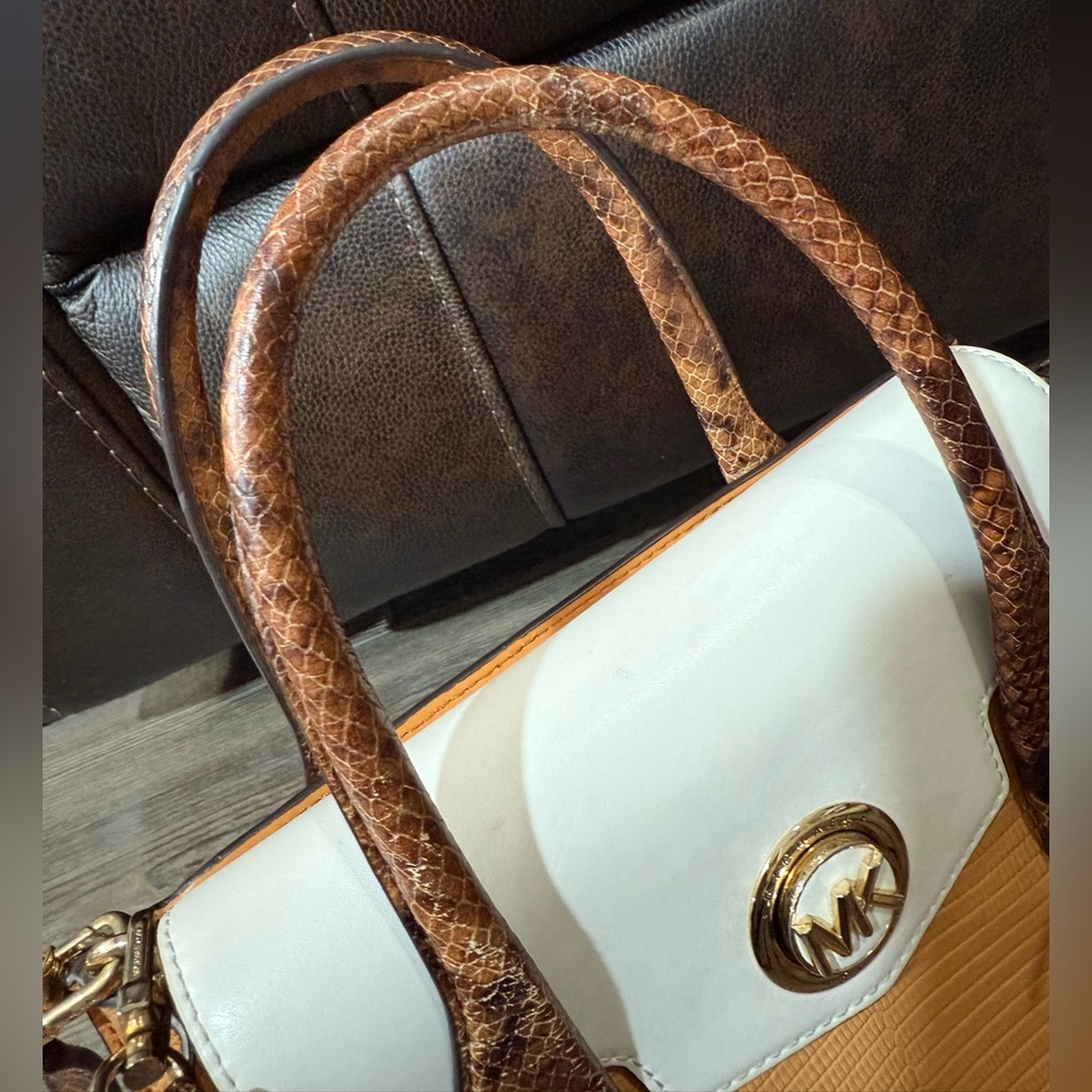 Michael Kors Carmen Small Flap Satchel Cider Multi Embossed Leather Bag - Picture 4 of 16